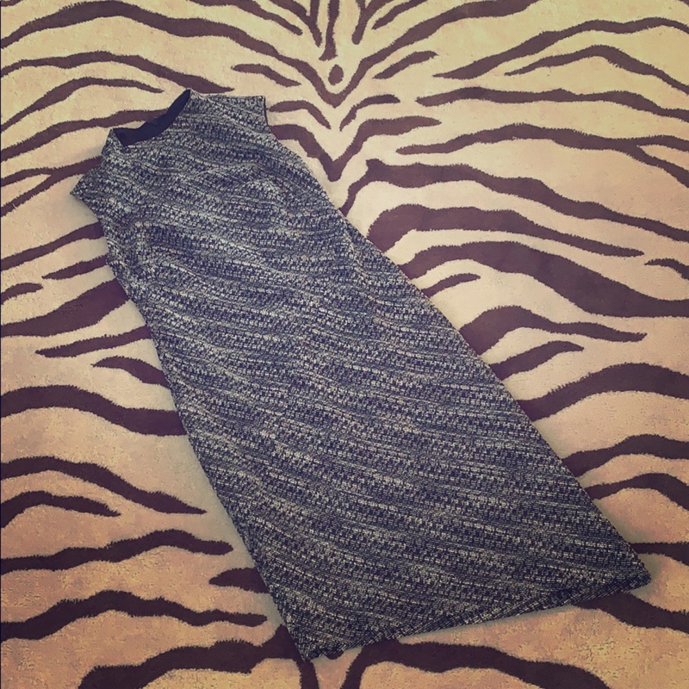 Sleeveless tweed dress
